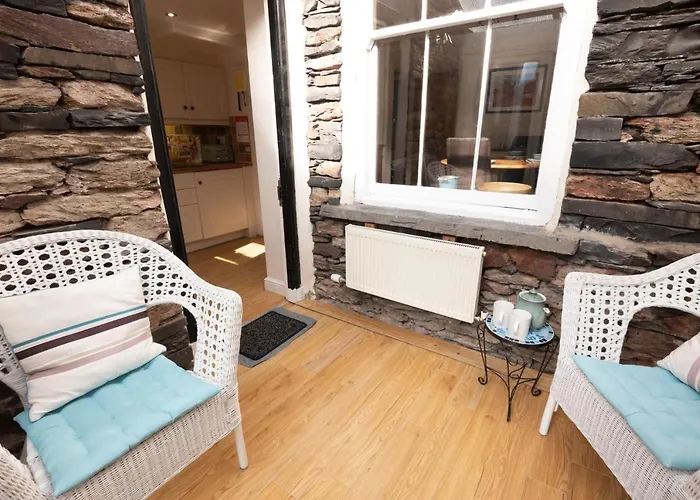 Kentdale - A Lovely Family In *