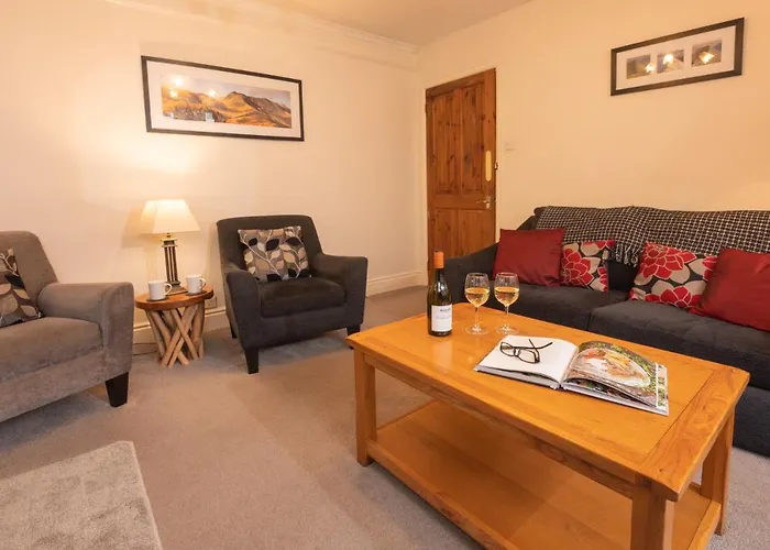 Kentdale - A Lovely Family In * 安布尔塞德