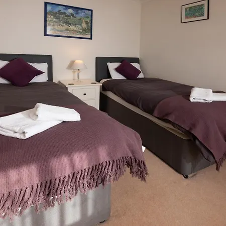 Kentdale - A Lovely Family In Ambleside