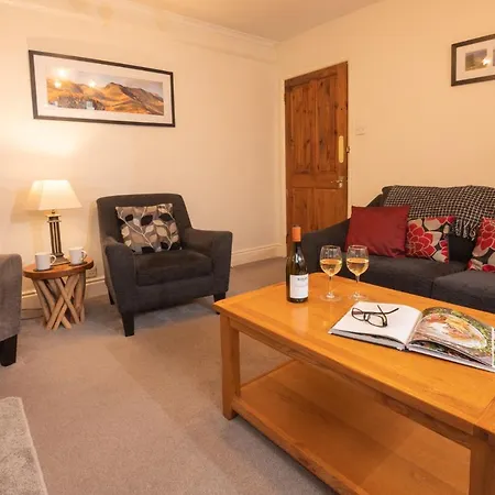 Kentdale - A Lovely Family In * Ambleside